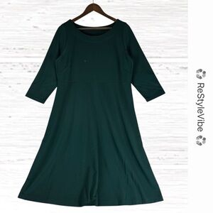 LANDS’ END Women’s Size M 10-12 Dress Knit Skater Style Stretch Green